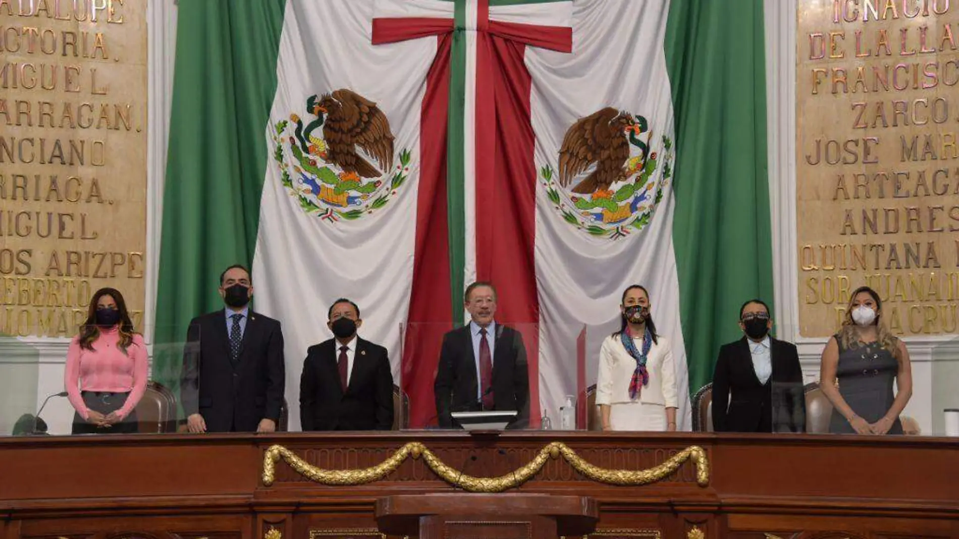 Sheinbaum presenta Tercer Informe de Gobierno ante Congreso de CDMX (2)